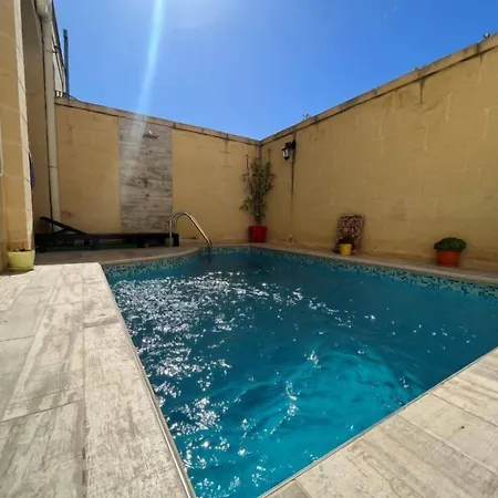 Frühstückspension The Old Mill 4*