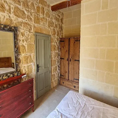 The Old Mill Couette-café Il-Pergla