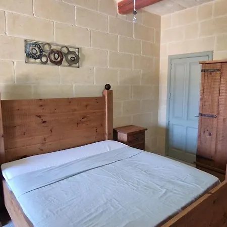 Old Mill 4*